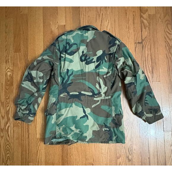 US Army Woodland Camo Field Jacket Cold Weather Lined Jacket Vintage Men's Small - Picture 2 of 6